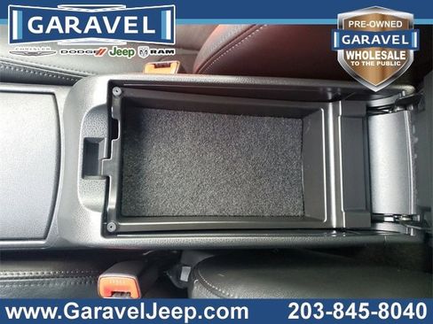 Used 2012 Nissan Altima 3.5 SR w/ Sport Pkg image 37