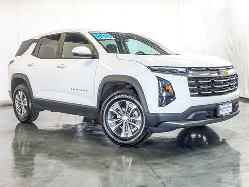 Certified 2025 Chevrolet Equinox LT AWD/4WD image 2