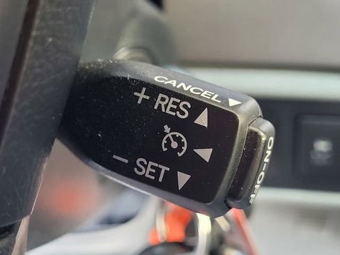 Used 2012 Toyota Tundra Grade w/ Tow Pkg image 32