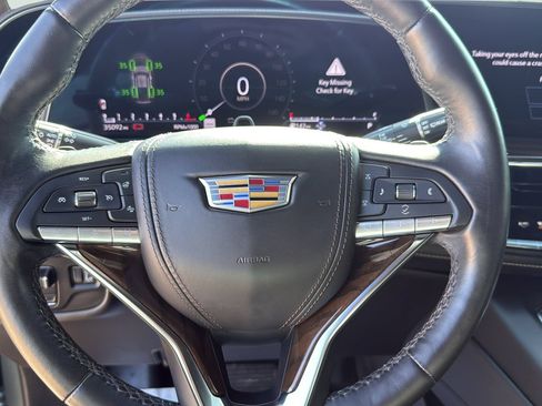 Used 2024 Cadillac Escalade Sport Platinum AWD/4WD image 14