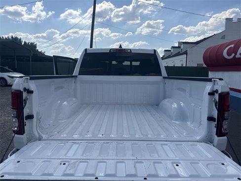 Used 2022 RAM 1500 Big Horn image 23