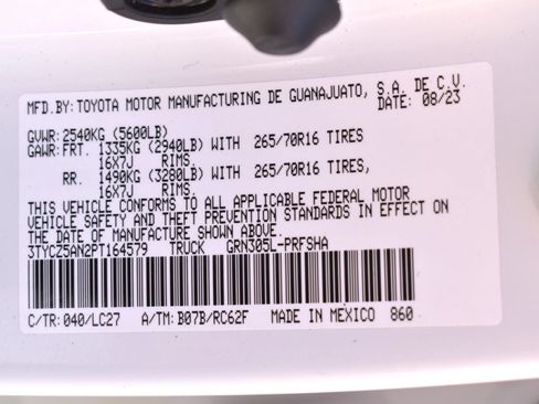 Used 2023 Toyota Tacoma TRD Off-Road w/ TRD Premium Off Road Package AWD/4WD image 34