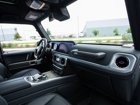 Used 2019 Mercedes-Benz G 550 image 32