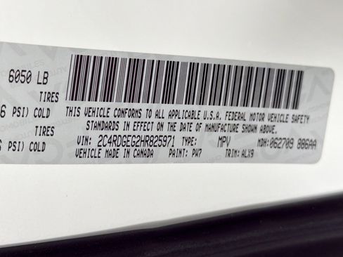 Used 2017 Dodge Grand Caravan GT image 17