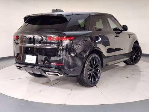 New 2026 Land Rover Range Rover Sport Dynamic SE image 2