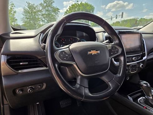 Used 2018 Chevrolet Traverse LT AWD/4WD image 11
