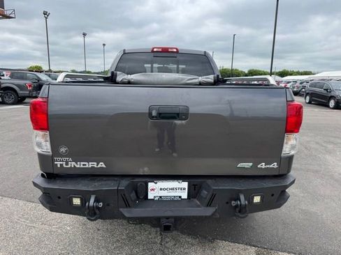 Used 2013 Toyota Tundra Limited w/ Memory Pkg AWD/4WD image 40