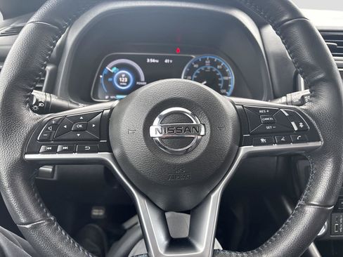Used 2020 Nissan Leaf SV w/ SV All Weather Package FWD image 34