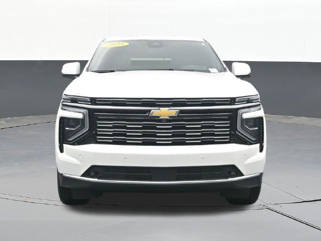 Used 2025 Chevrolet Tahoe High Country AWD/4WD image 21