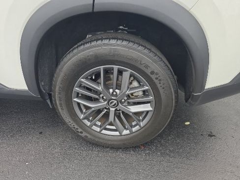 Used 2023 Nissan Rogue S FWD image 21