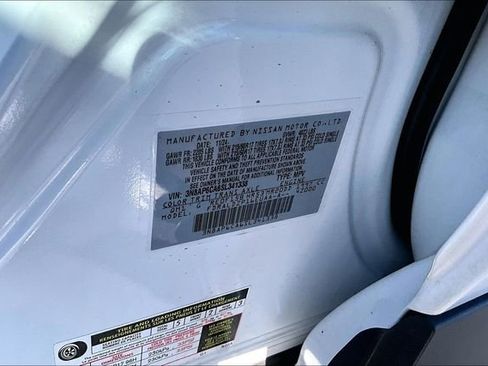 Used 2025 Nissan Kicks SV w/ SV Premium Package image 14