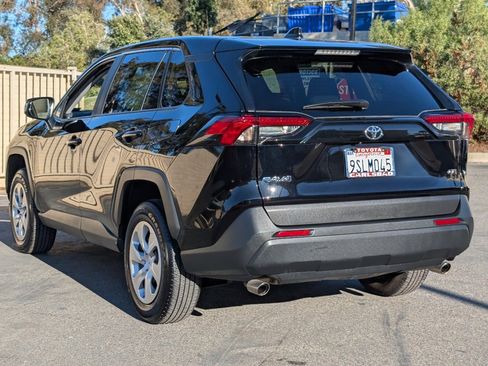 Used 2025 Toyota RAV4 LE image 12
