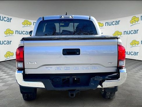 Used 2021 Toyota Tacoma SR5 image 4