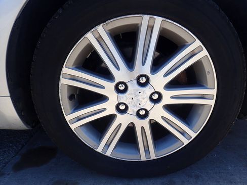 Used 2006 Toyota Avalon Limited FWD image 33
