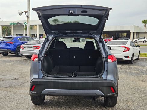 Used 2022 Toyota Corolla Cross LE FWD image 14