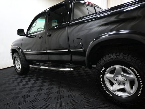 Used 2002 Toyota Tundra Limited image 9
