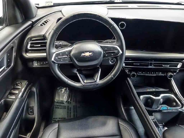 Certified 2026 Chevrolet Traverse LT AWD/4WD image 17