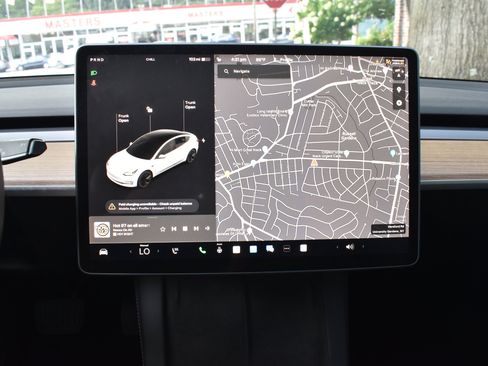 Used 2023 Tesla Model 3 Standard Range RWD image 30