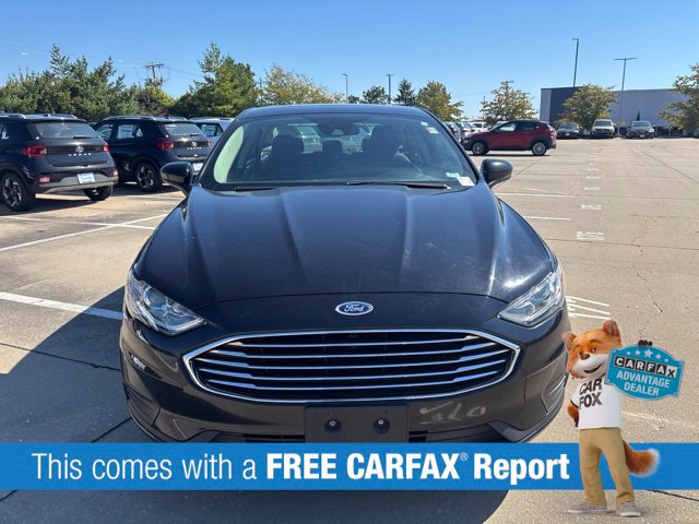 Used 2020 Ford Fusion SE FWD image 2