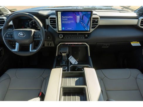 Used 2026 Toyota Tundra Limited AWD/4WD image 17