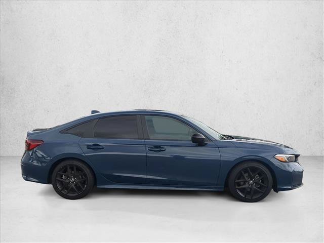 Used 2025 Honda Civic Sport image 4