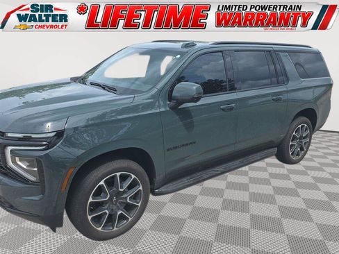 Used 2025 Chevrolet Suburban RST w/ Comfort Package AWD/4WD image 1