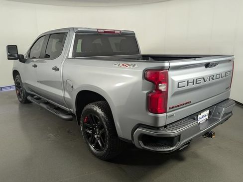 Used 2024 Chevrolet Silverado 1500 RST w/ Redline Edition AWD/4WD image 6