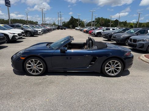 Used 2018 Porsche 718 Boxster RWD image 13