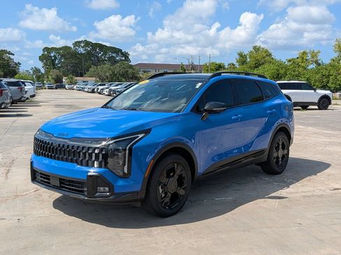 Certified 2026 Kia Sportage X-Line w/ X-Line Technology Package AWD/4WD image 4