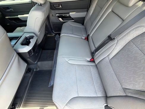 Used 2025 Toyota Tundra Limited AWD/4WD image 13