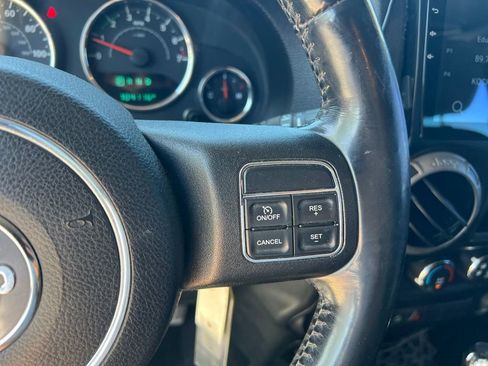 Used 2016 Jeep Wrangler Unlimited Sport w/ Connectivity Group AWD/4WD image 40