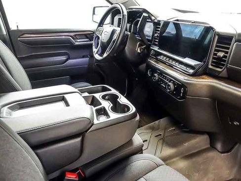 Certified 2024 Chevrolet Silverado 1500 LT AWD/4WD image 30