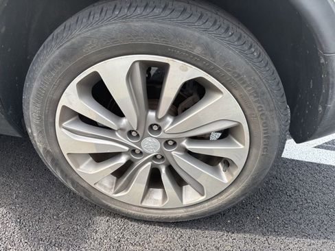 Used 2020 Buick Encore Preferred w/ Safety Package FWD image 12