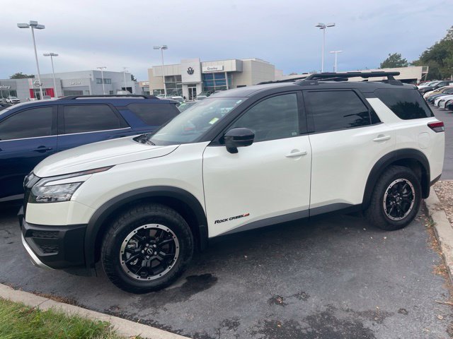 Certified 2024 Nissan Pathfinder Rock Creek AWD/4WD image 4
