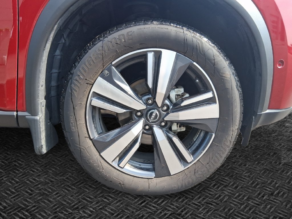 Used 2023 Nissan Rogue SL w/ SL Premium Package FWD image 11