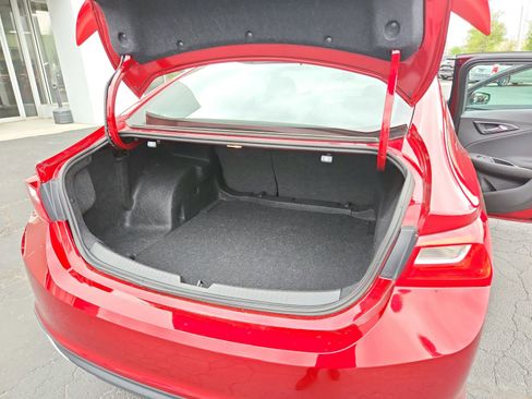 Used 2023 Chevrolet Malibu RS FWD image 28