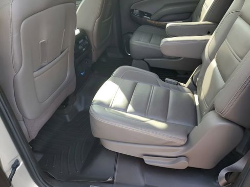 Used 2015 GMC Yukon XL Denali w/ Touring Package image 18