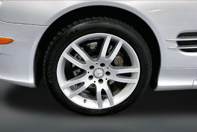 Used 2008 Mercedes-Benz SL 550 image 26