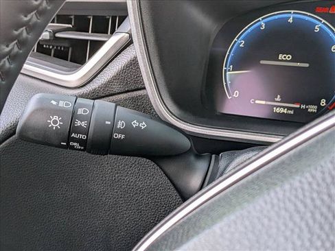 Used 2026 Toyota Corolla Cross XLE AWD/4WD image 14