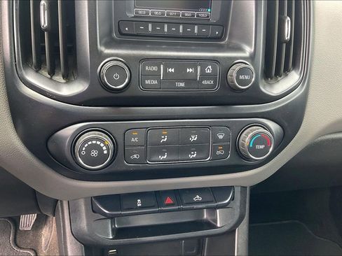 Used 2015 Chevrolet Colorado W/T w/ WT Convenience Package AWD/4WD image 30