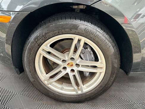 Used 2022 Porsche Macan image 34