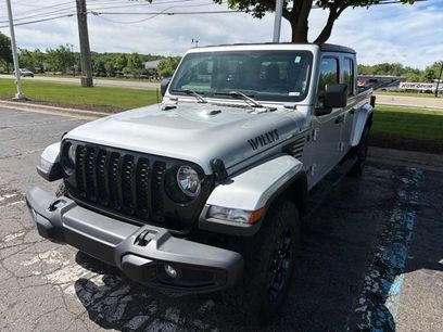Used 2023 Jeep Gladiator Sport