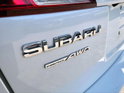 Used 2013 Subaru Outback 2.5i Limited AWD/4WD image 31