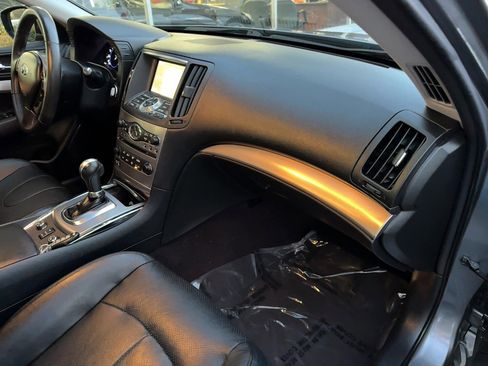Used 2010 INFINITI G37 x Sedan w/ Premium Pkg image 21
