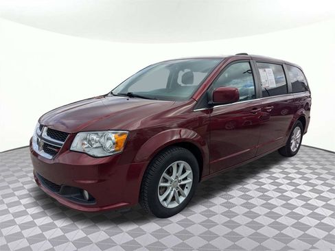 Used 2019 Dodge Grand Caravan SXT image 7