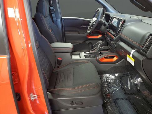 New 2025 Nissan Frontier PRO-4X image 29
