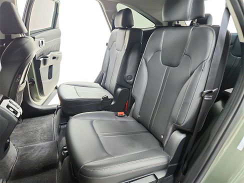 Used 2025 Kia Sorento SX image 38