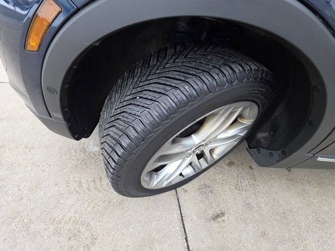 Used 2017 Lincoln MKC Reserve image 22