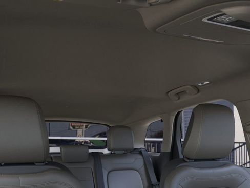 New 2025 Lincoln Corsair FWD image 22