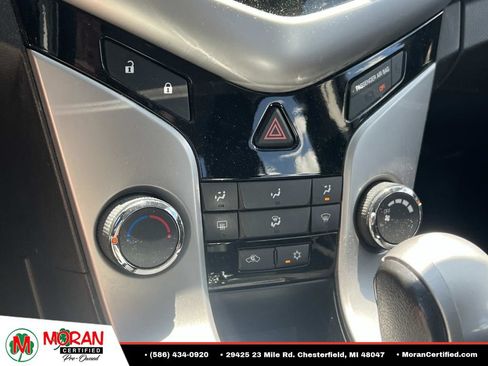 Used 2011 Chevrolet Cruze LT FWD image 22